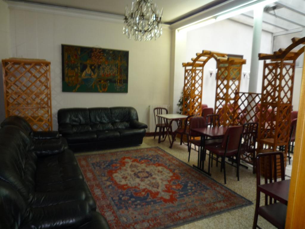 Hotel Adele & Jules Париж Екстериор снимка