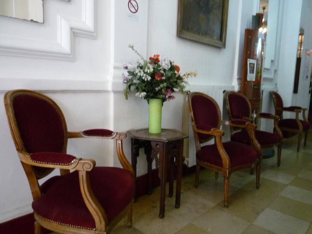 Hotel Adele & Jules Париж Екстериор снимка